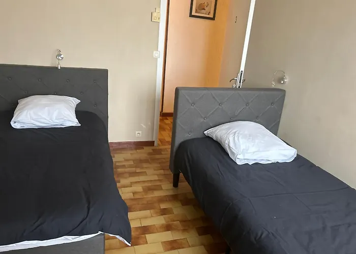 Le 99 Ξενοδοχείο *